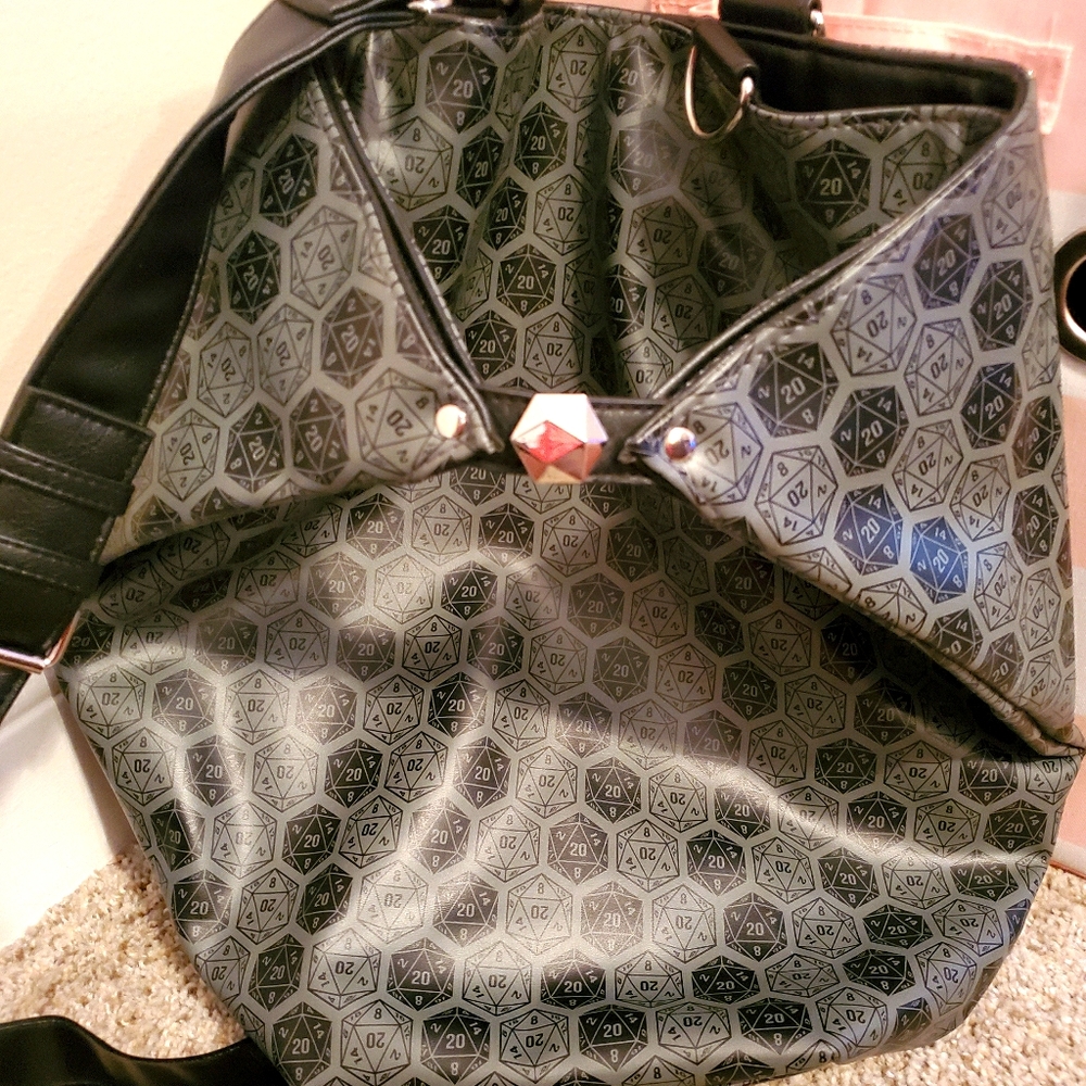 ThinkGeek Origami Handbag of Holding